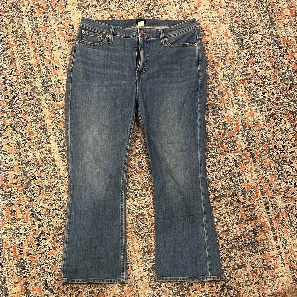 Women’s Jcrew flair crop jeans size 32 (14)